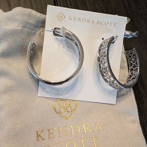 Kendra Scott Kelly earrings in silver
